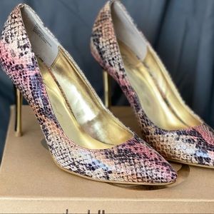 Thalia Sodi Heels; Size 7; Pink Snake print; used